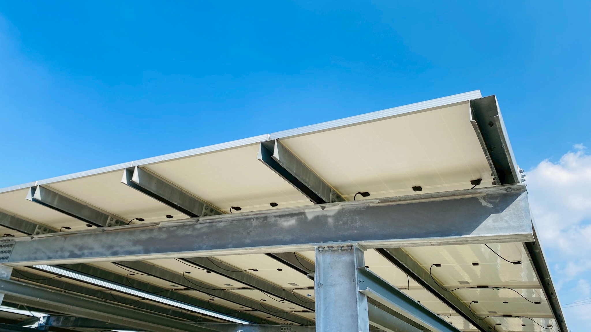 案場 · 工廠屋頂